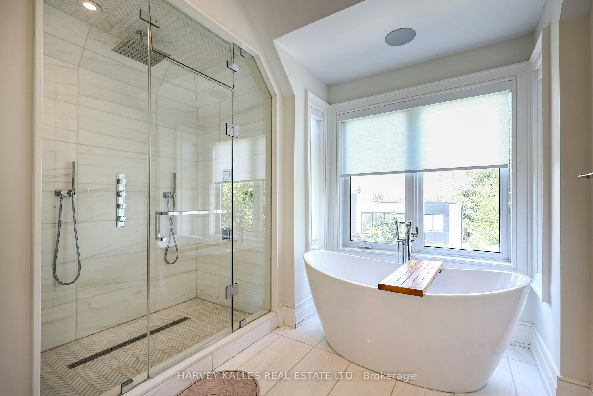 42 Carmichael Avenue, Toronto, ON, M5M 2W7 - 26