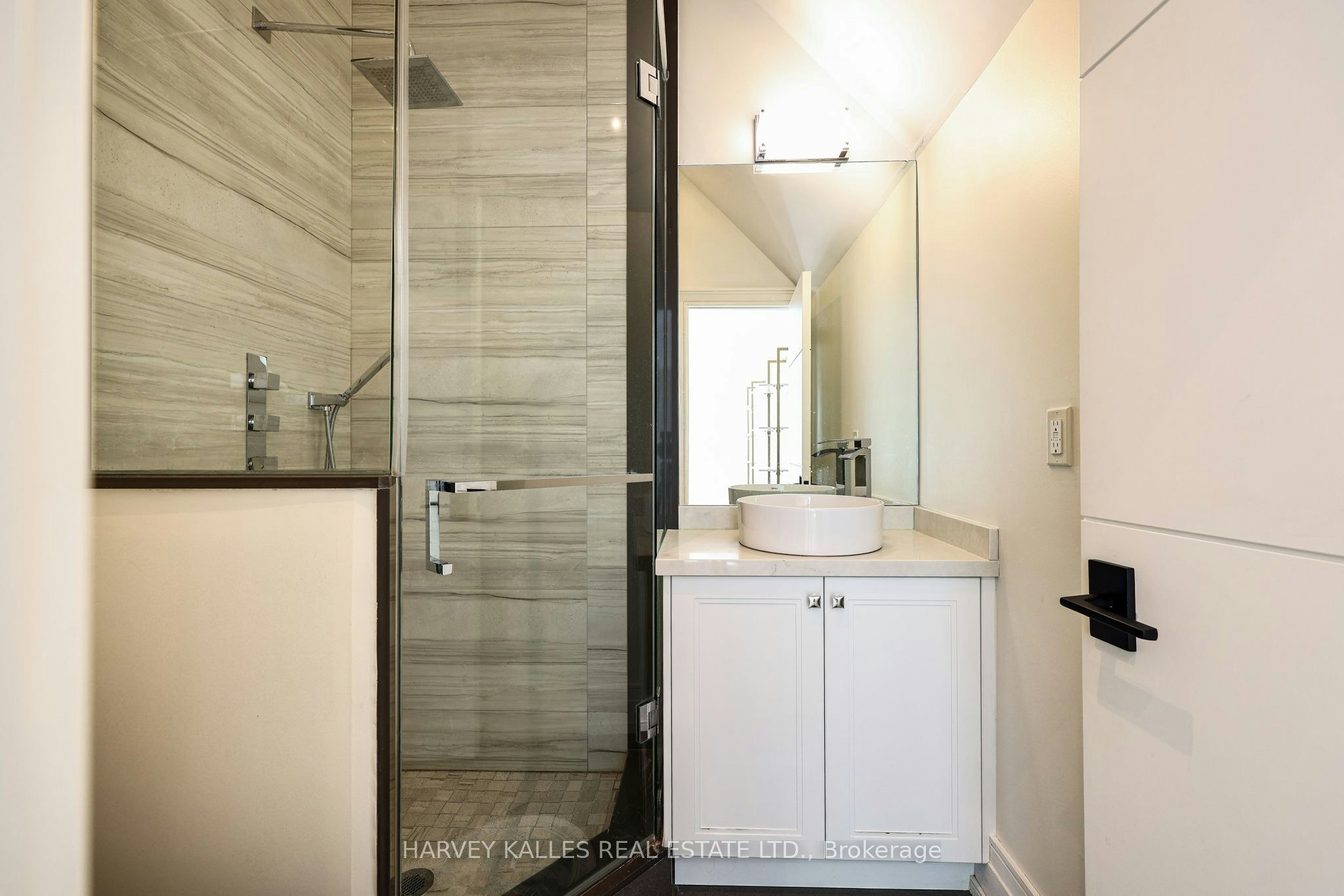 42 Carmichael Avenue, Toronto, ON, M5M 2W7 - 31