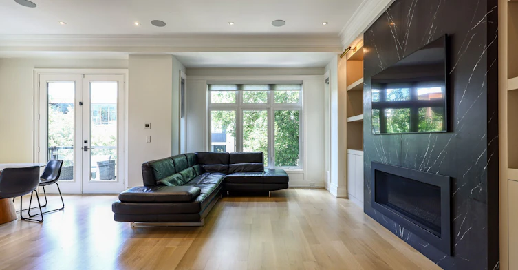42 Carmichael Avenue, Toronto, ON, M5M 2W7 - 18