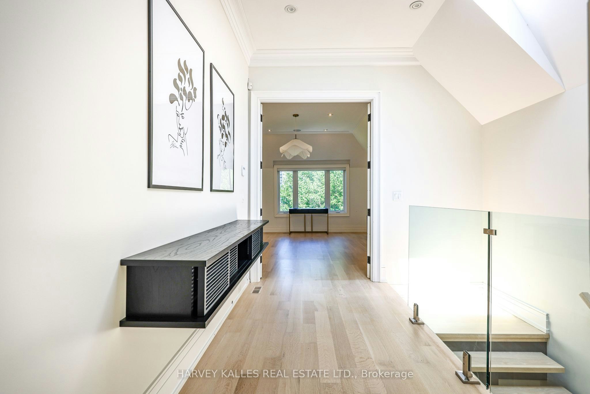 42 Carmichael Avenue, Toronto, ON, M5M 2W7 - 21