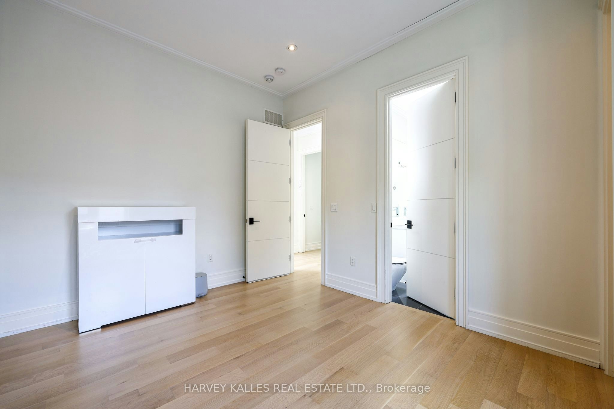 42 Carmichael Avenue, Toronto, ON, M5M 2W7 - 38
