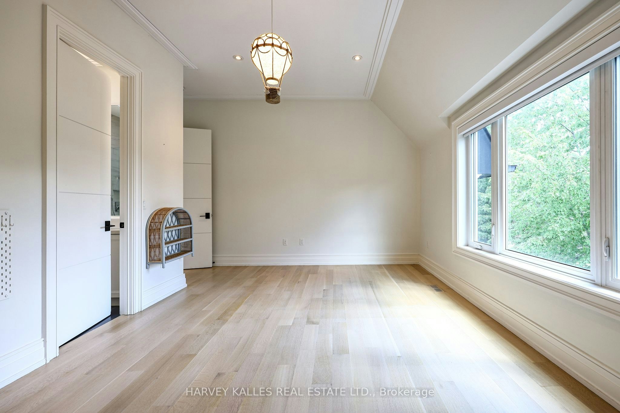 42 Carmichael Avenue, Toronto, ON, M5M 2W7 - 33