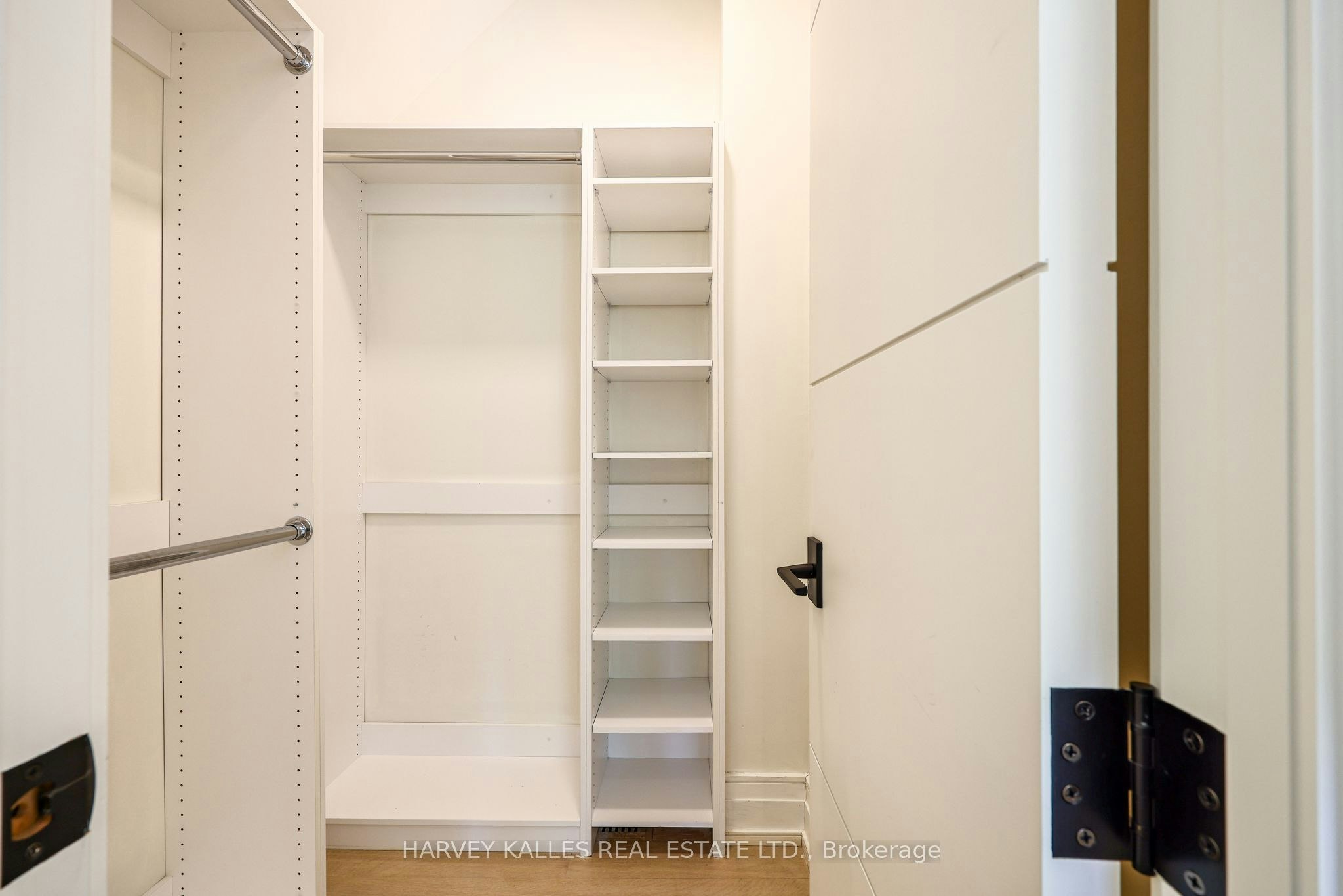 42 Carmichael Avenue, Toronto, ON, M5M 2W7 - 35