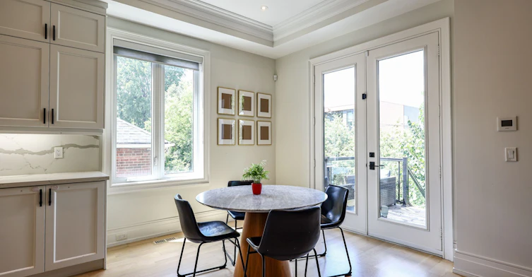 42 Carmichael Avenue, Toronto, ON, M5M 2W7 - 16