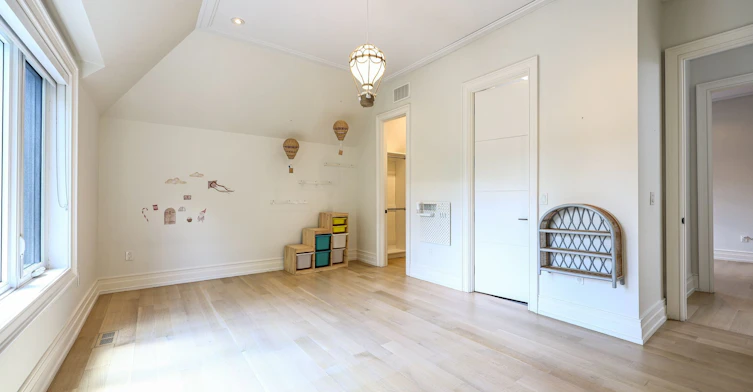 42 Carmichael Avenue, Toronto, ON, M5M 2W7 - 34