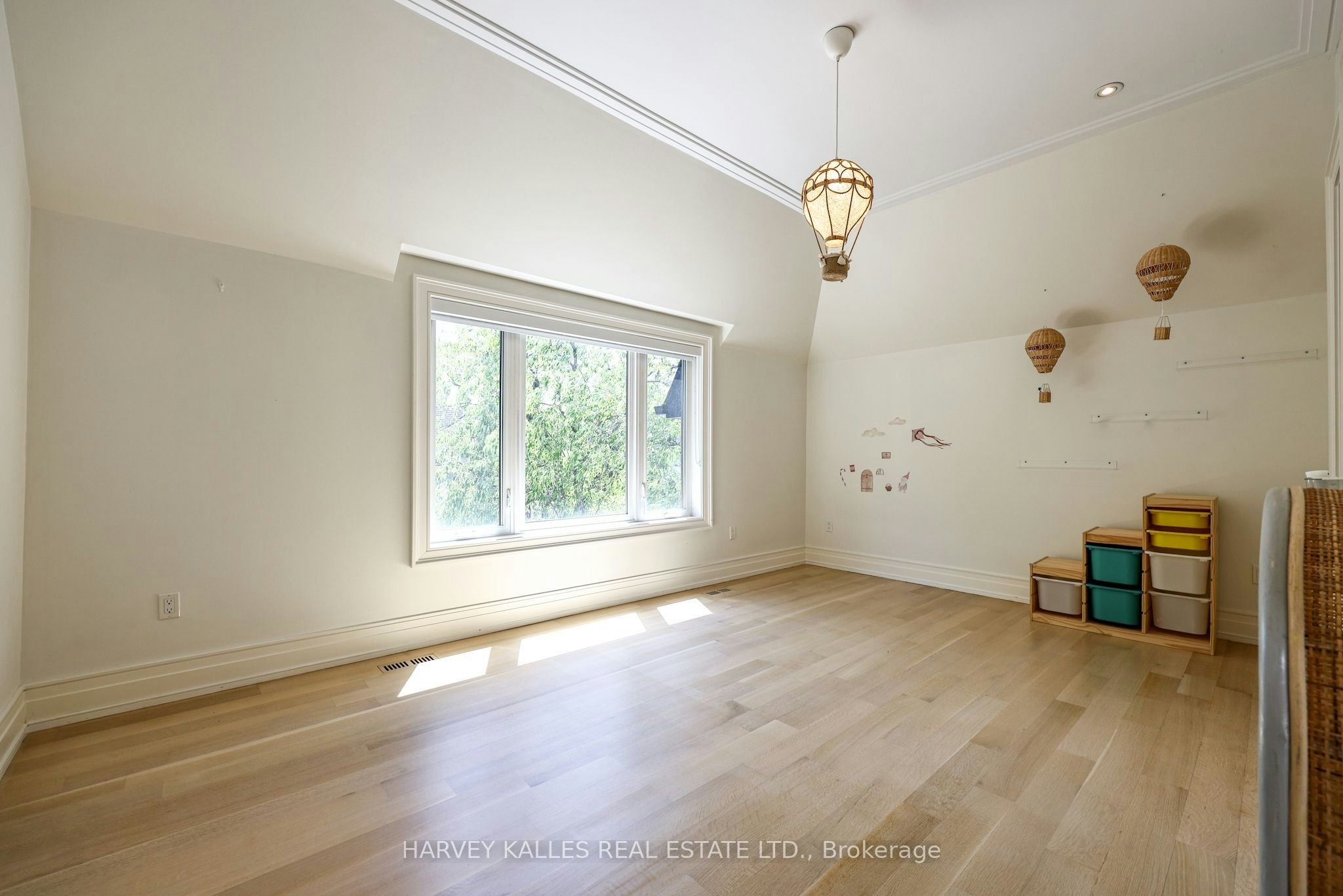 42 Carmichael Avenue, Toronto, ON, M5M 2W7 - 32