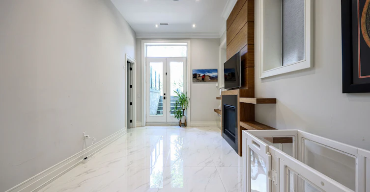 42 Carmichael Avenue, Toronto, ON, M5M 2W7 - 46