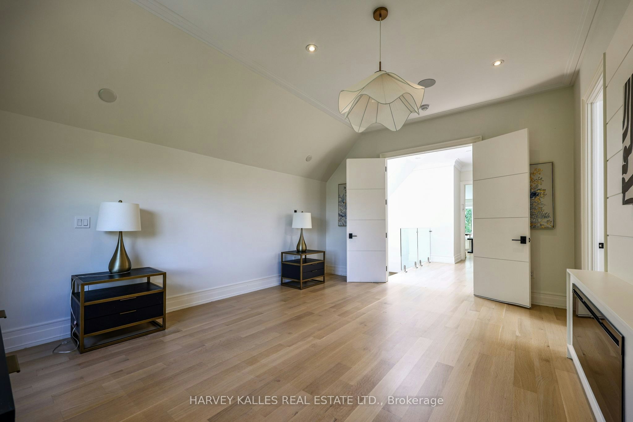 42 Carmichael Avenue, Toronto, ON, M5M 2W7 - 24