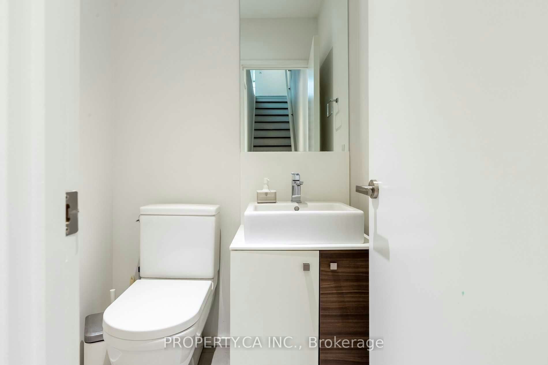 238 Manning Avenue, Toronto, ON, M6J 2K7 - 34