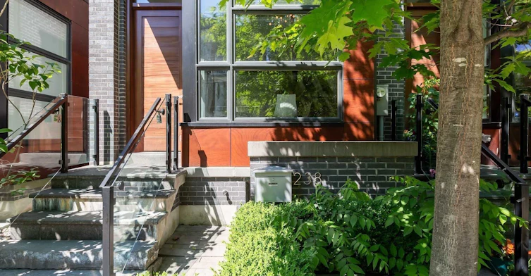 238 Manning Avenue, Toronto, ON, M6J 2K7 - 38