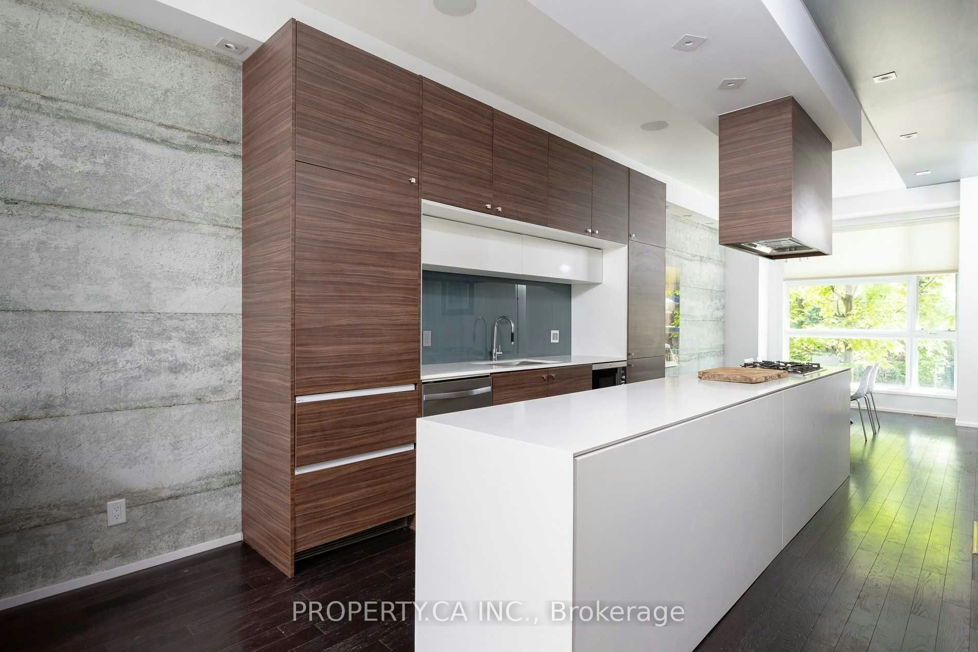 238 Manning Avenue, Toronto, ON, M6J 2K7 - 5