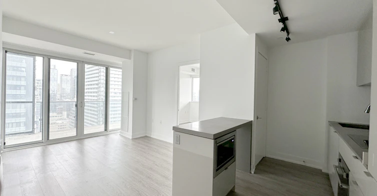 2505-7 Grenville Street, Toronto, ON, M4Y 0E9 - 2