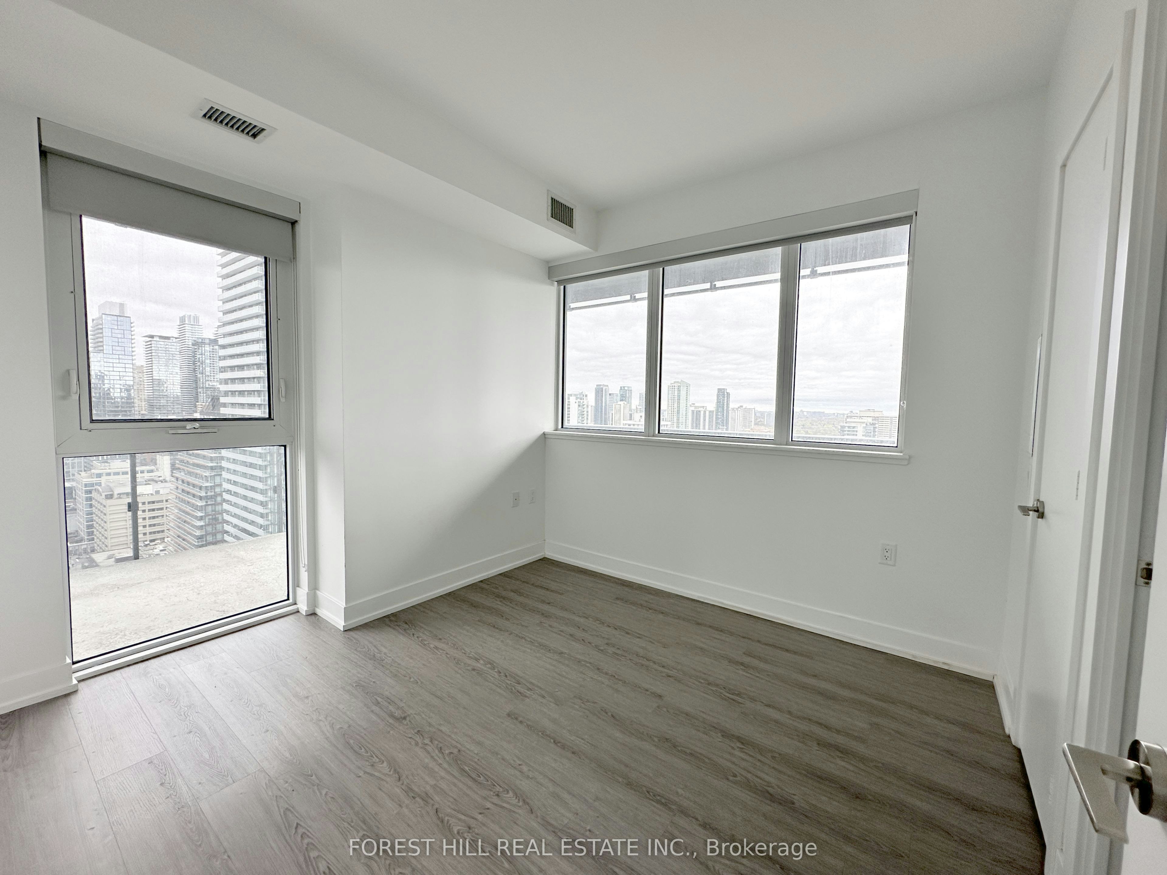 2505-7 Grenville Street, Toronto, ON, M4Y 0E9 - 8