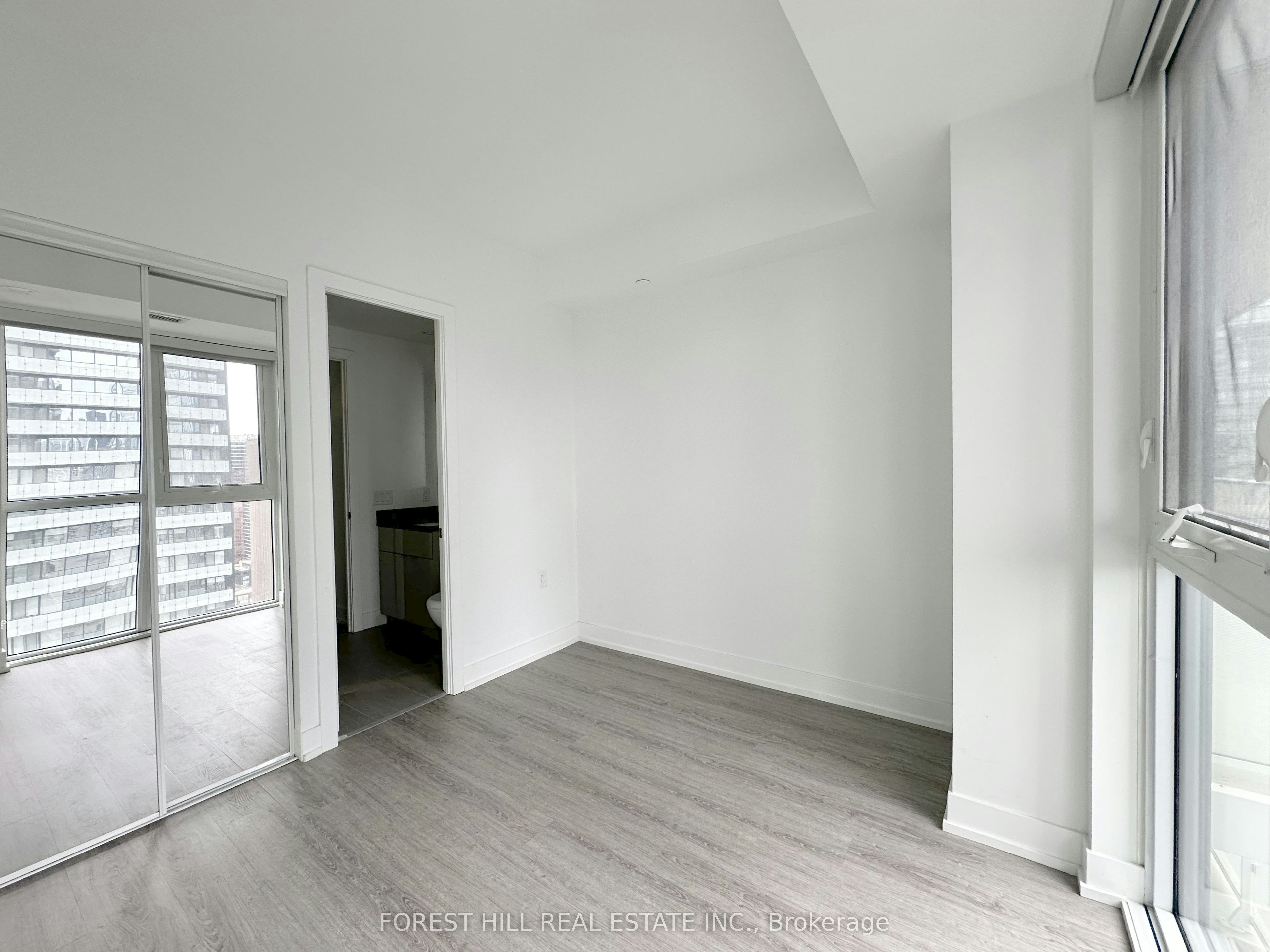 2505-7 Grenville Street, Toronto, ON, M4Y 0E9 - 14