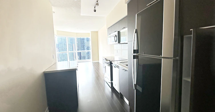3416-386 Yonge Street, Toronto, ON, M5B 0A5 - 5