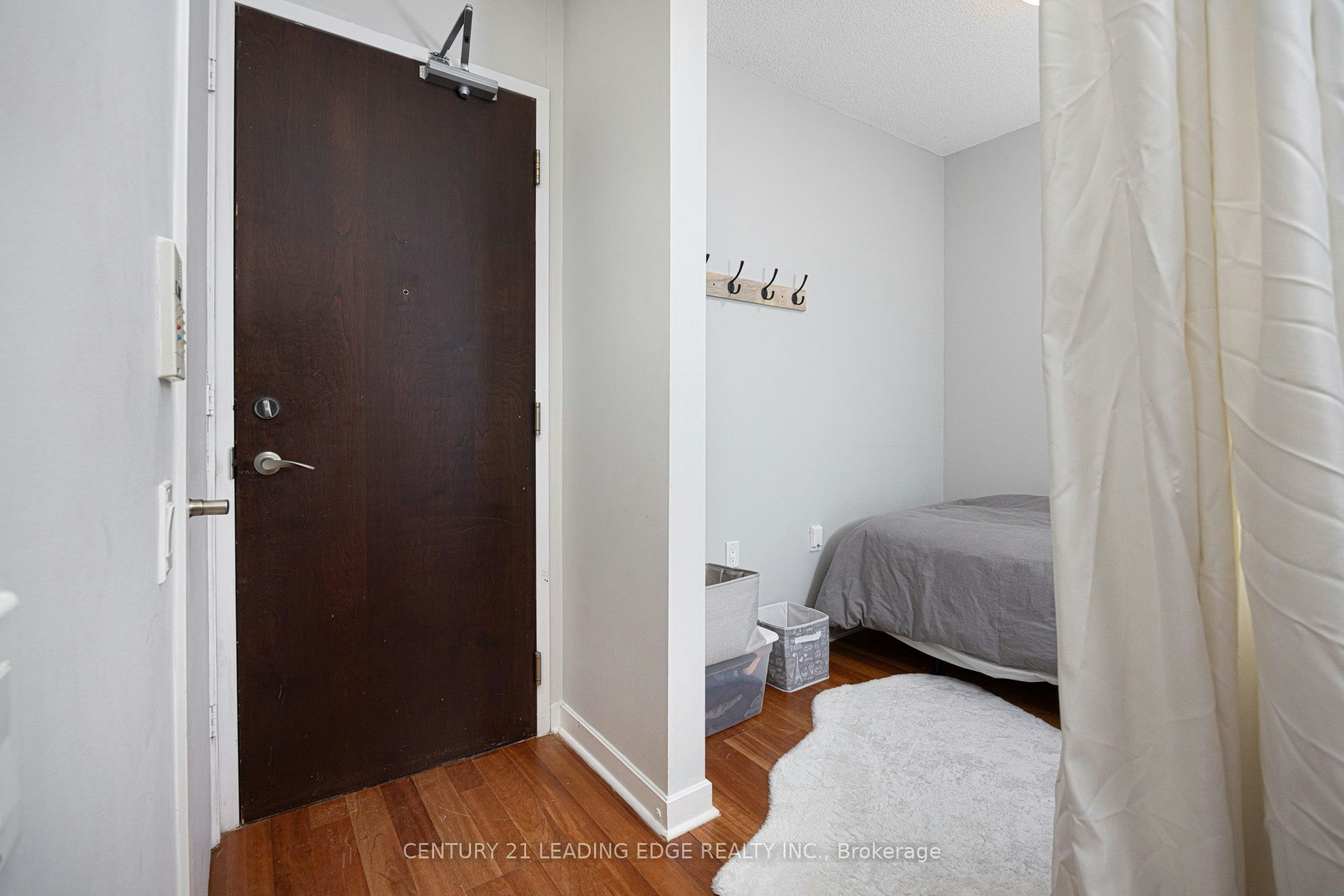 1413-85 Bloor Street E, Toronto, ON, M4W 3Y1 - 17