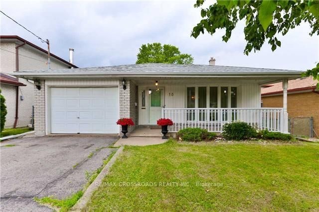 10 Doverwood Court, Toronto, ON, M2M 2G7