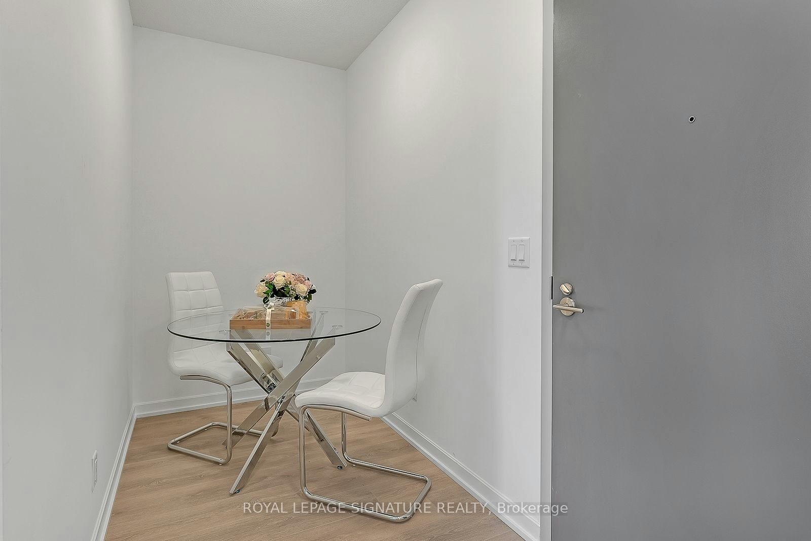 722-36 Forest Manor Road, Toronto, ON, M2J 1M1 - 10