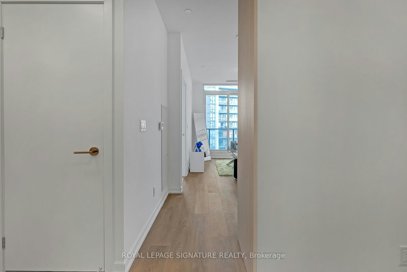 722-36 Forest Manor Road, Toronto, ON, M2J 1M1 - 2