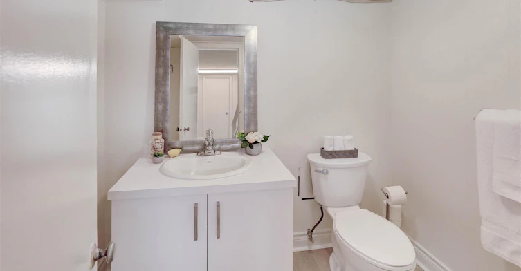 12 Tregellis Road, Toronto, ON, M3H 1K2 - 25