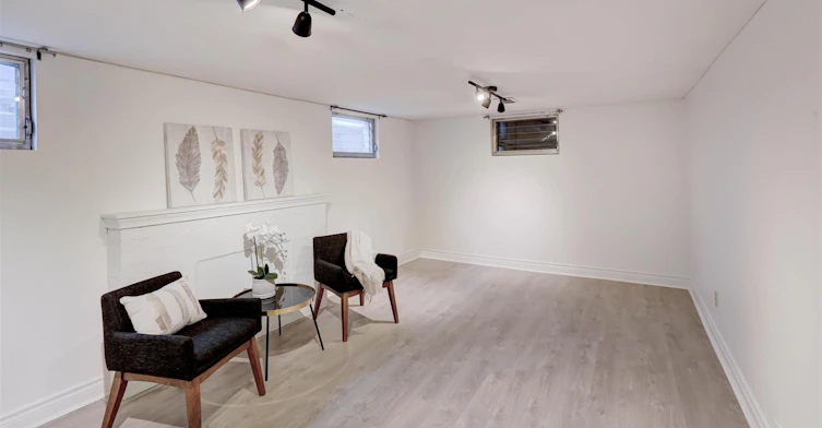 12 Tregellis Road, Toronto, ON, M3H 1K2 - 22