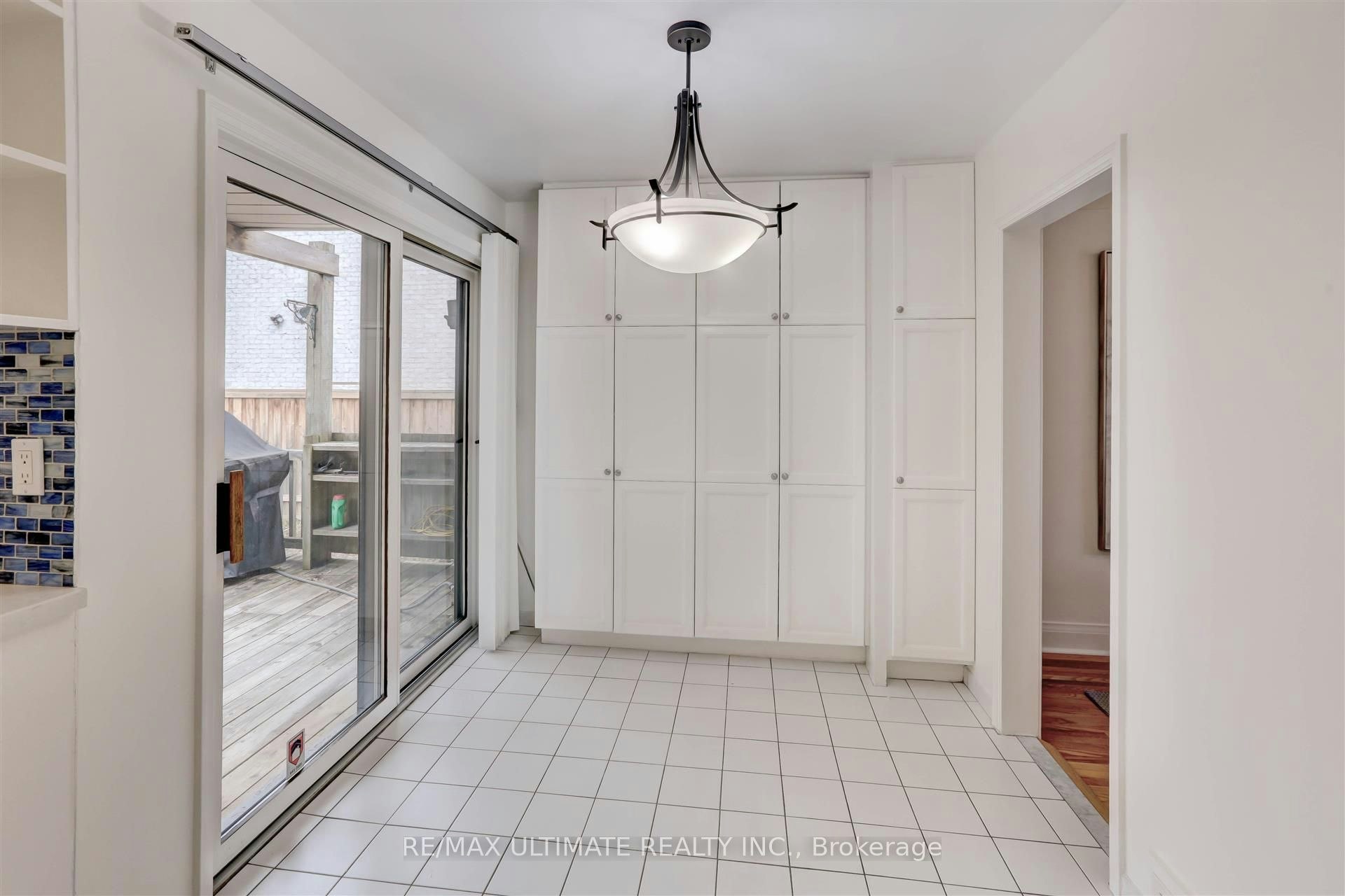 12 Tregellis Road, Toronto, ON, M3H 1K2 - 15