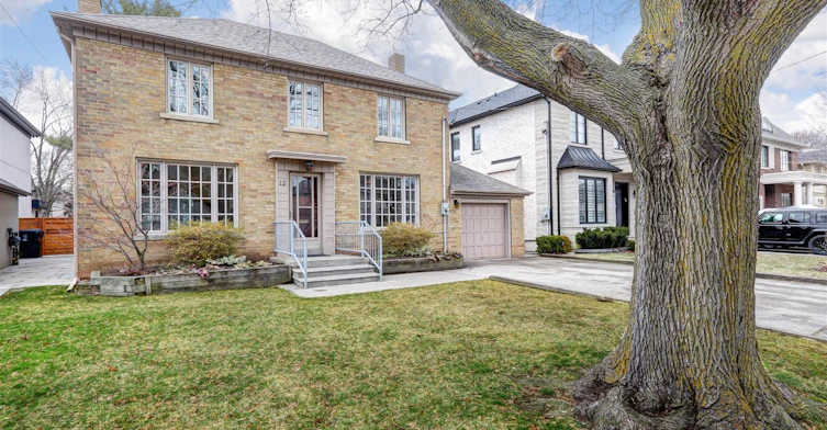 12 Tregellis Road, Toronto, ON, M3H 1K2 - 2