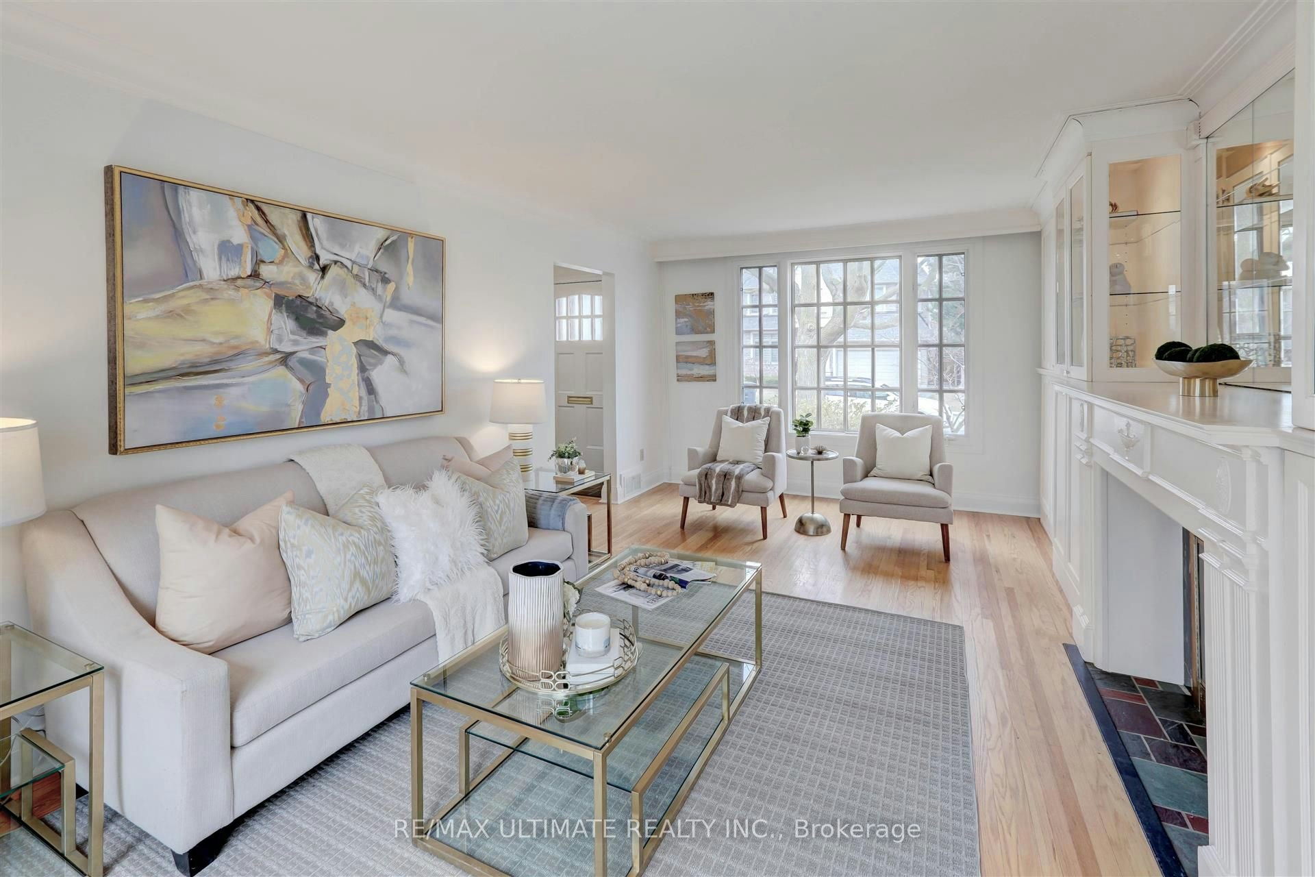 12 Tregellis Road, Toronto, ON, M3H 1K2 - 4