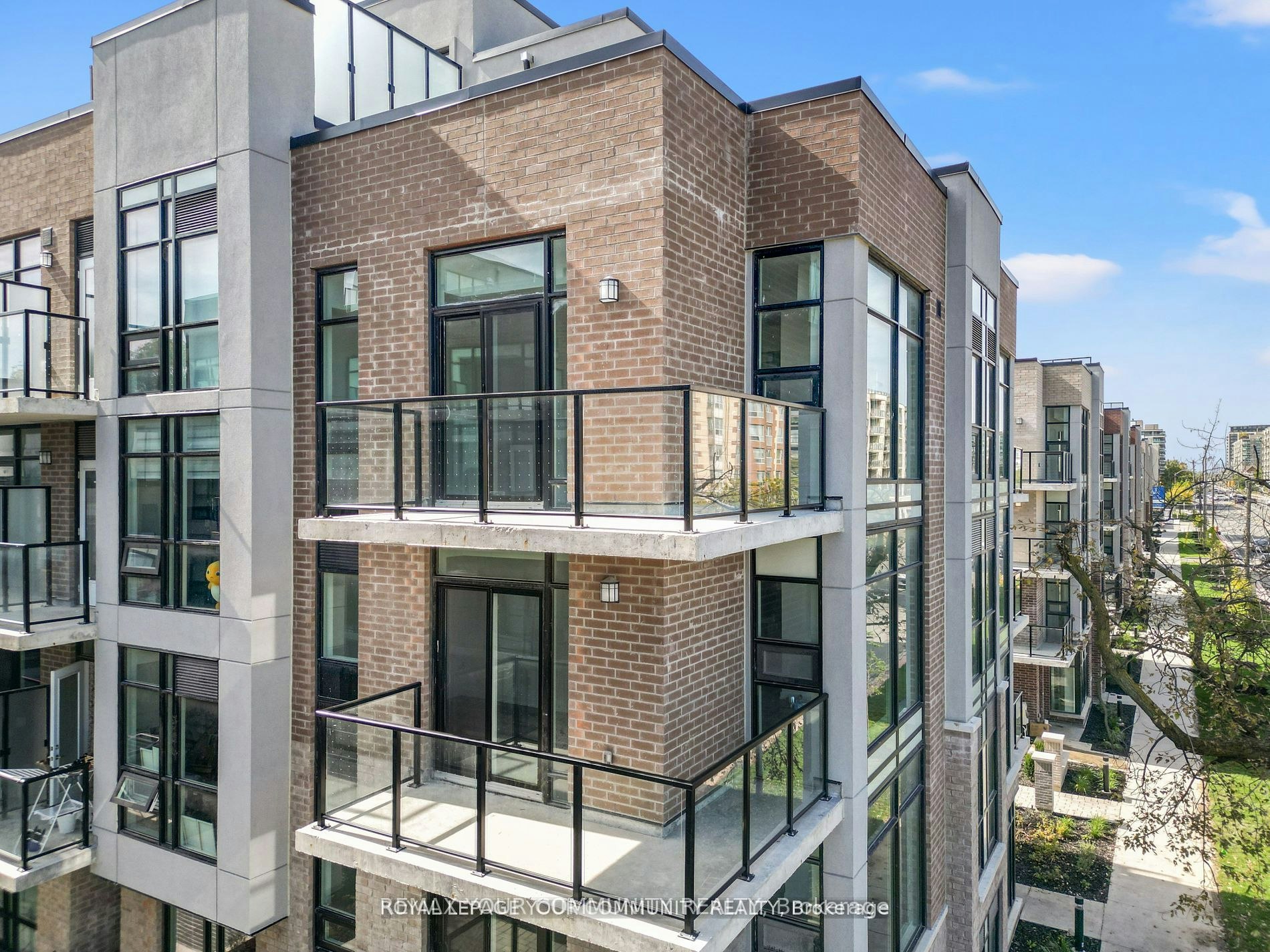 3rd-11-851 Sheppard Avenue, Toronto, ON, M3H 0G2 - 2