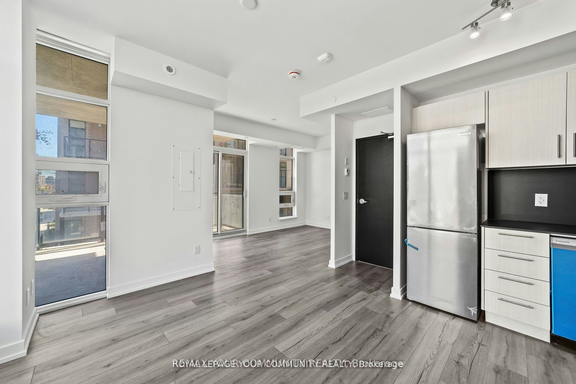 3rd-11-851 Sheppard Avenue, Toronto, ON, M3H 0G2 - 11