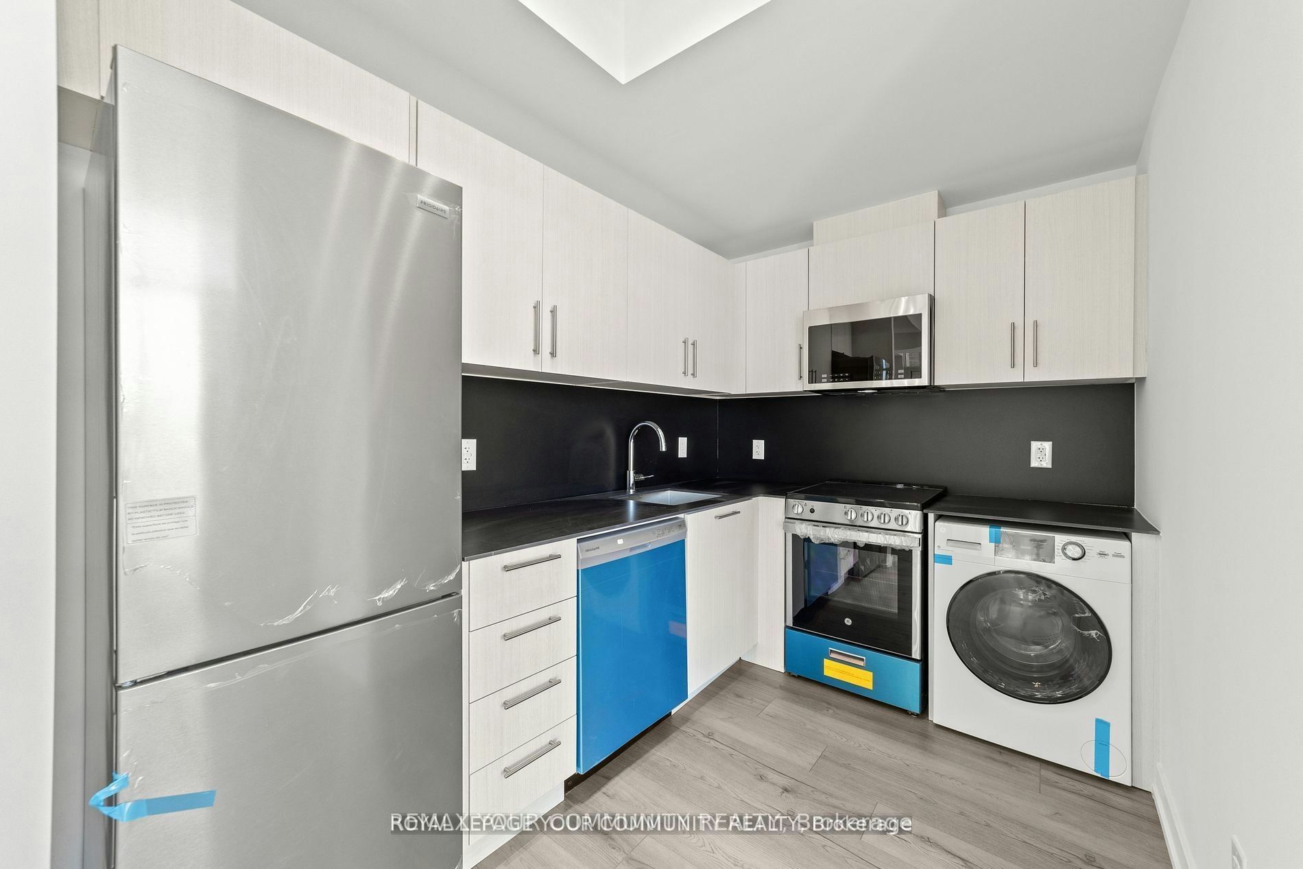3rd-11-851 Sheppard Avenue, Toronto, ON, M3H 0G2 - 13