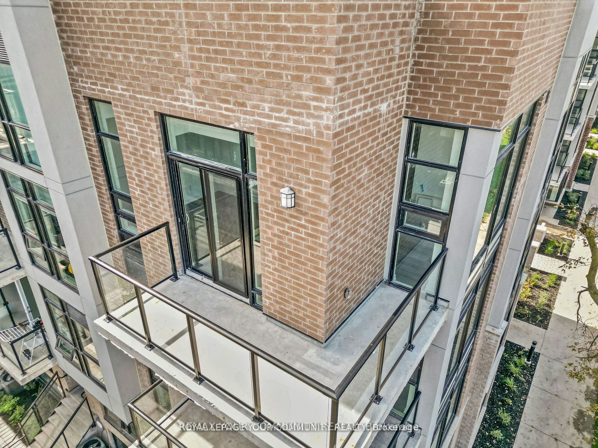 3rd-11-851 Sheppard Avenue, Toronto, ON, M3H 0G2 - 3