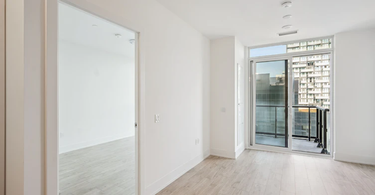 3105-10 Inn ON The Park Drive, Toronto, ON, M3C 0P9 - 14