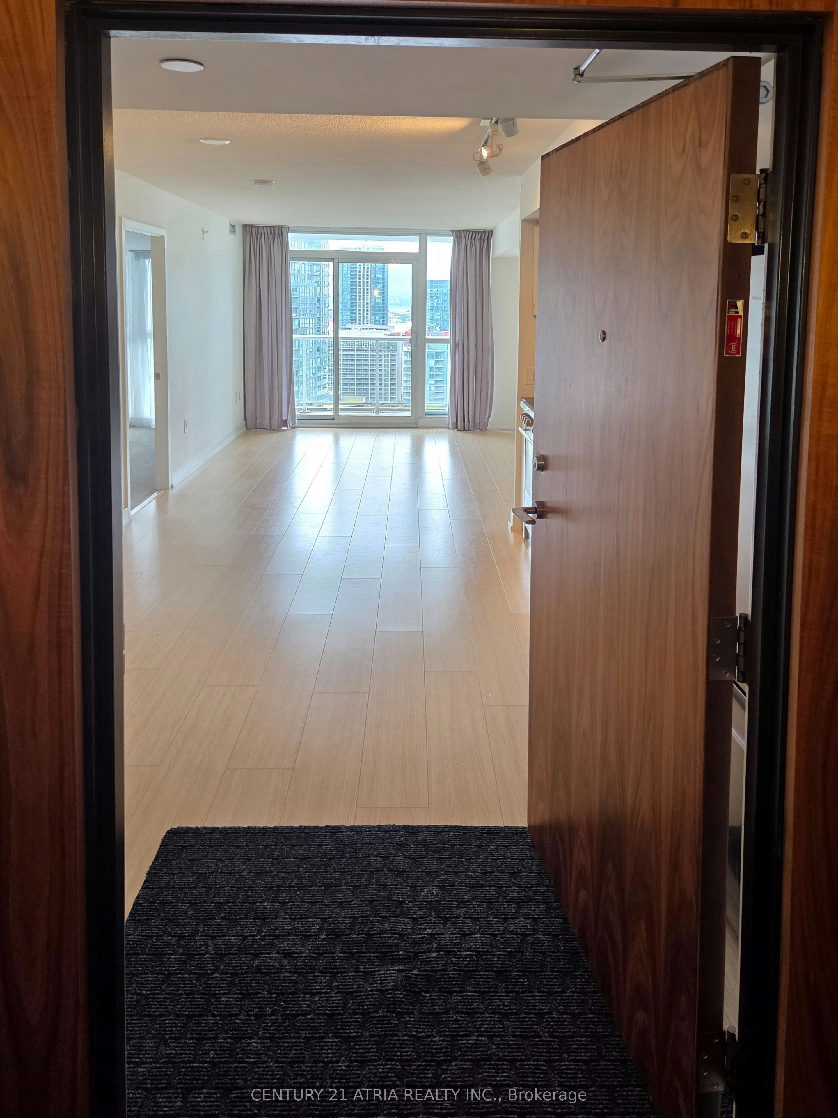 2912-75 Queens Wharf Road, Toronto, ON, M5V 0J8 - 3