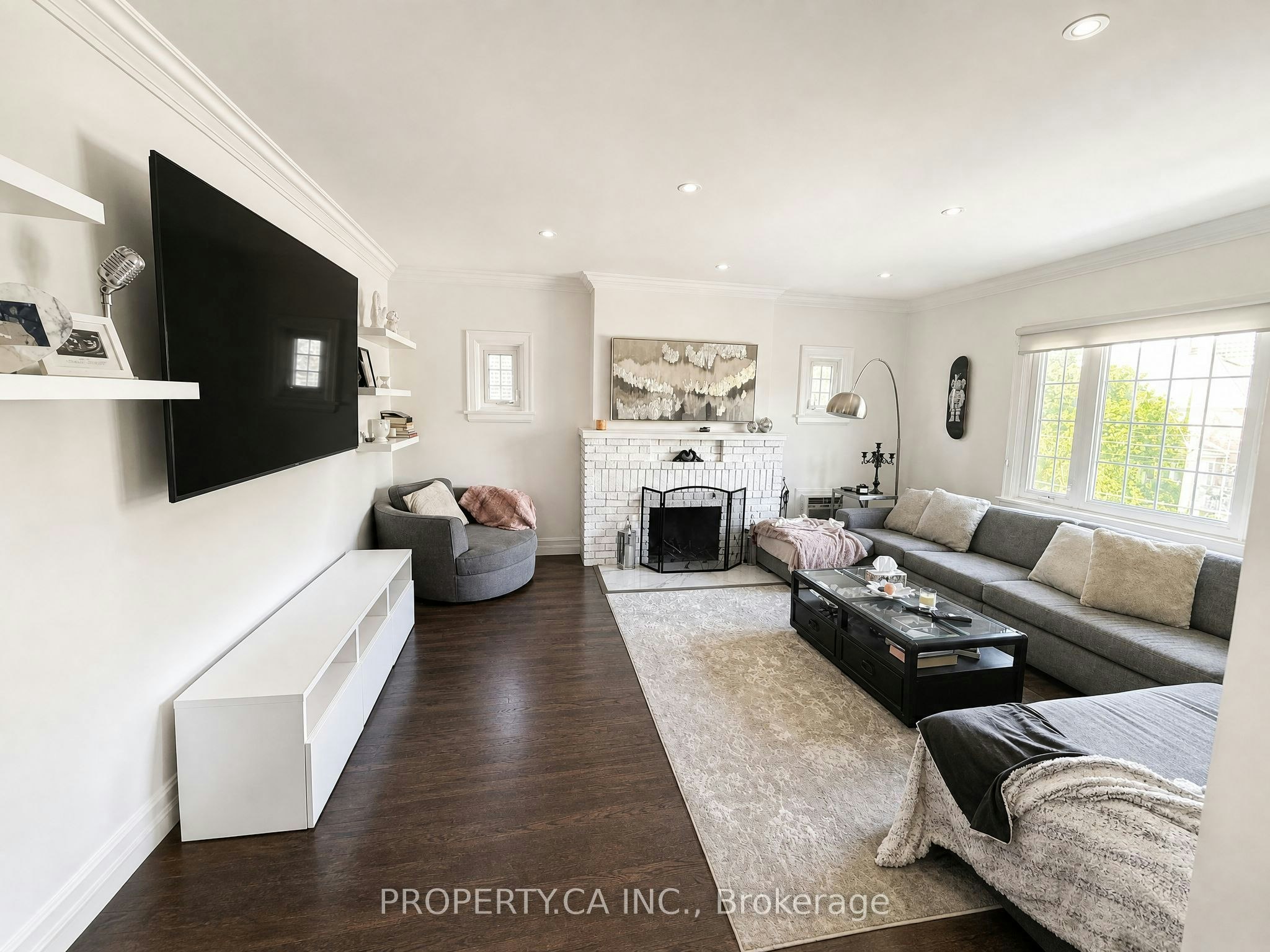 Upper-460 Oriole Parkway, Toronto, ON, M5P 2H8 - 2