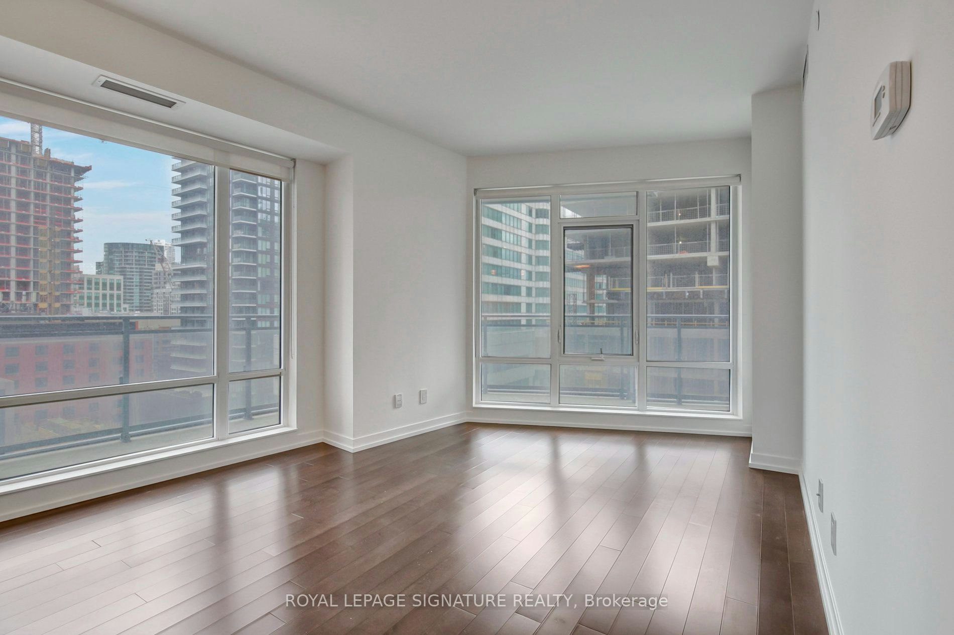 1111-21 Widmer Street, Toronto, ON, M5V 0B8 - 2