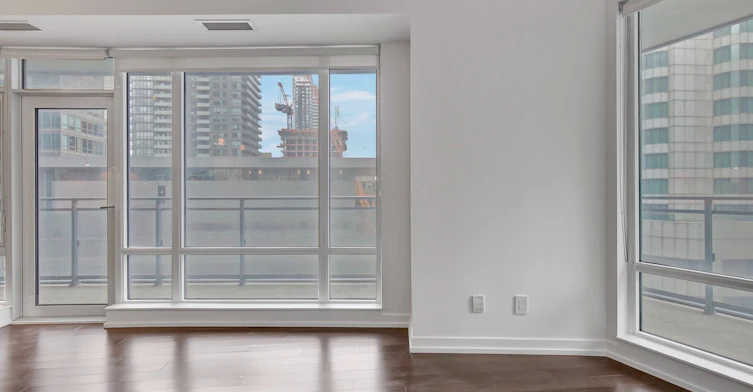 1111-21 Widmer Street, Toronto, ON, M5V 0B8 - 8