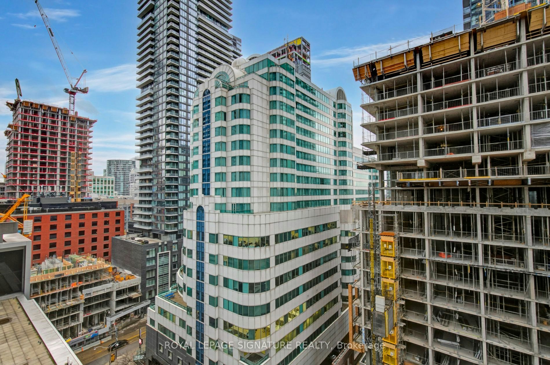1111-21 Widmer Street, Toronto, ON, M5V 0B8 - 33