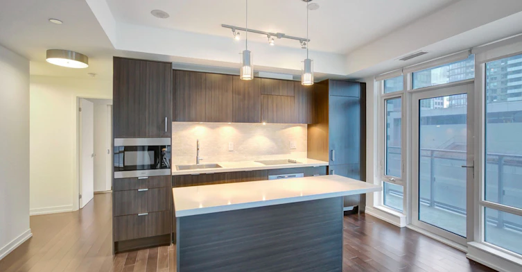 1111-21 Widmer Street, Toronto, ON, M5V 0B8 - 9