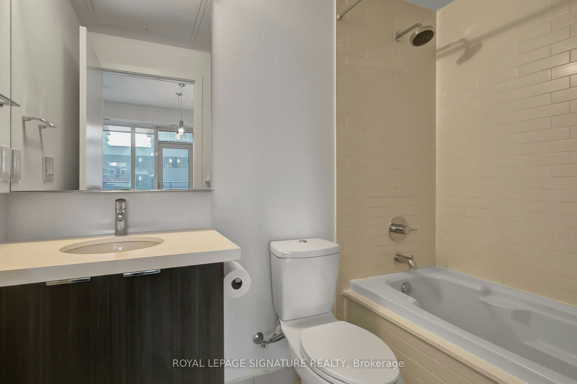 1111-21 Widmer Street, Toronto, ON, M5V 0B8 - 27