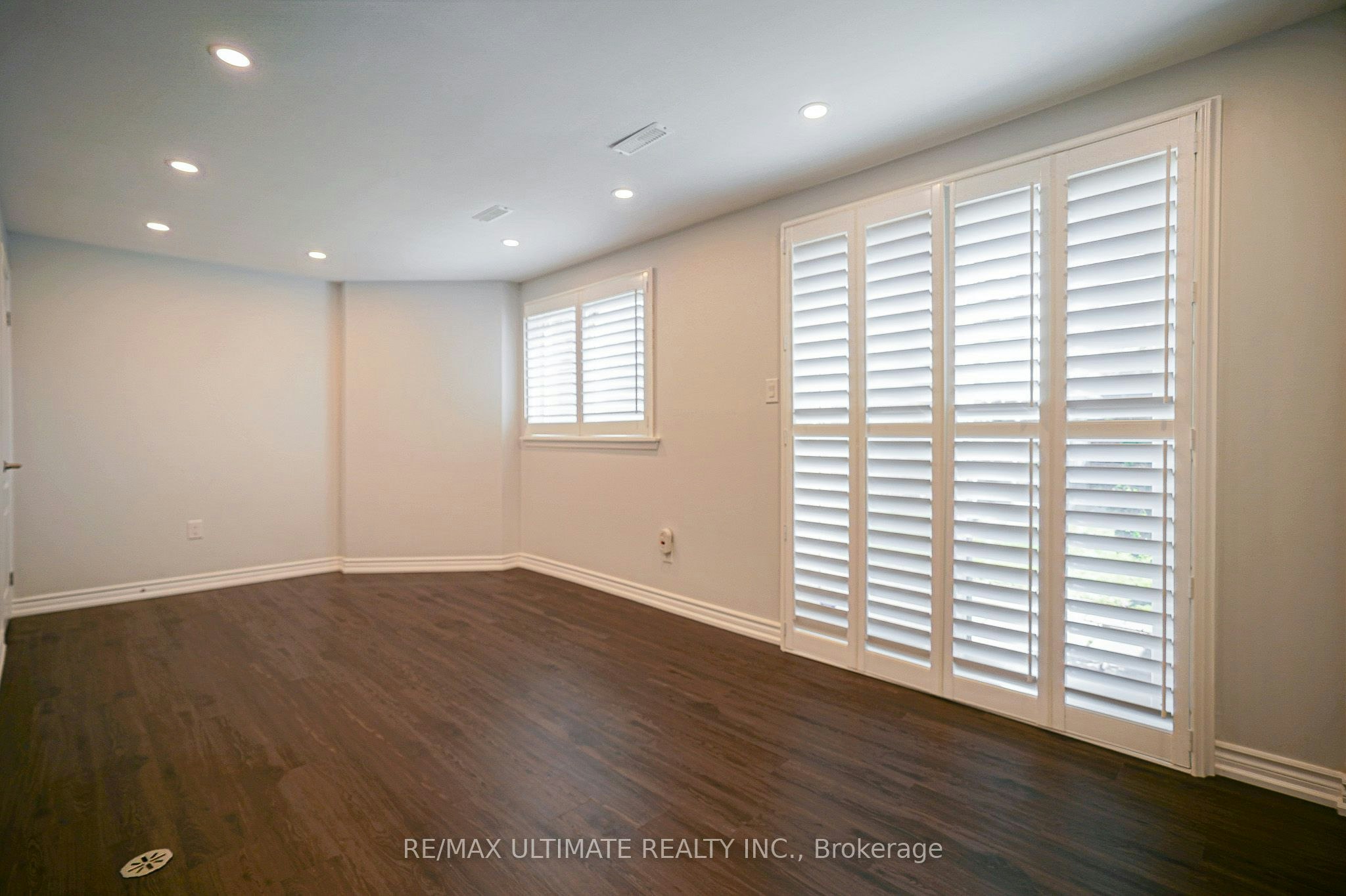 81 Flaming Rose Way, Toronto, ON, M2N 5W8 - 39