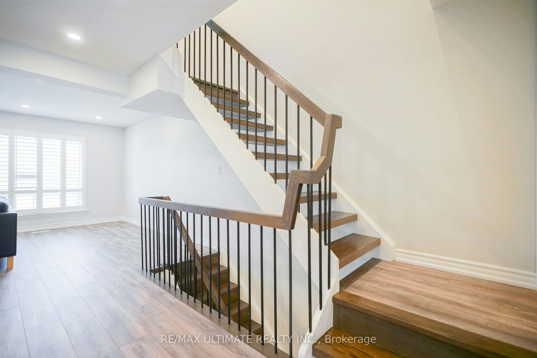 81 Flaming Rose Way, Toronto, ON, M2N 5W8 - 19