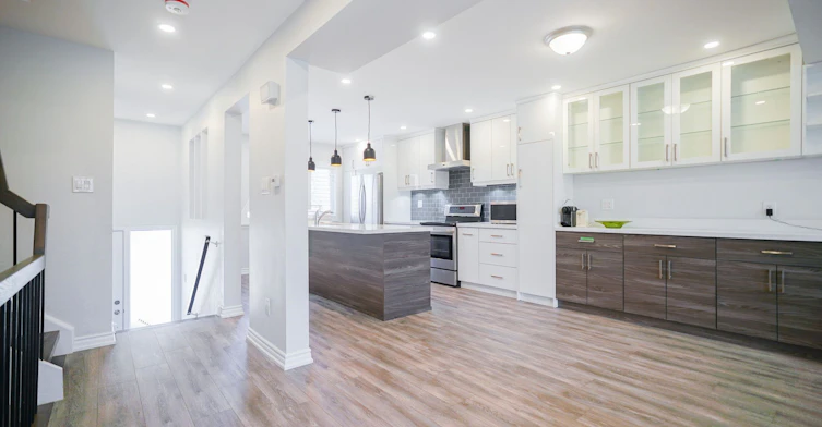 81 Flaming Rose Way, Toronto, ON, M2N 5W8 - 17