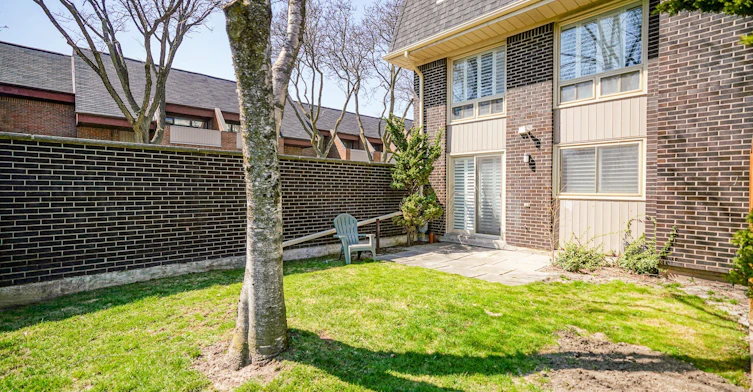 81 Flaming Rose Way, Toronto, ON, M2N 5W8 - 50