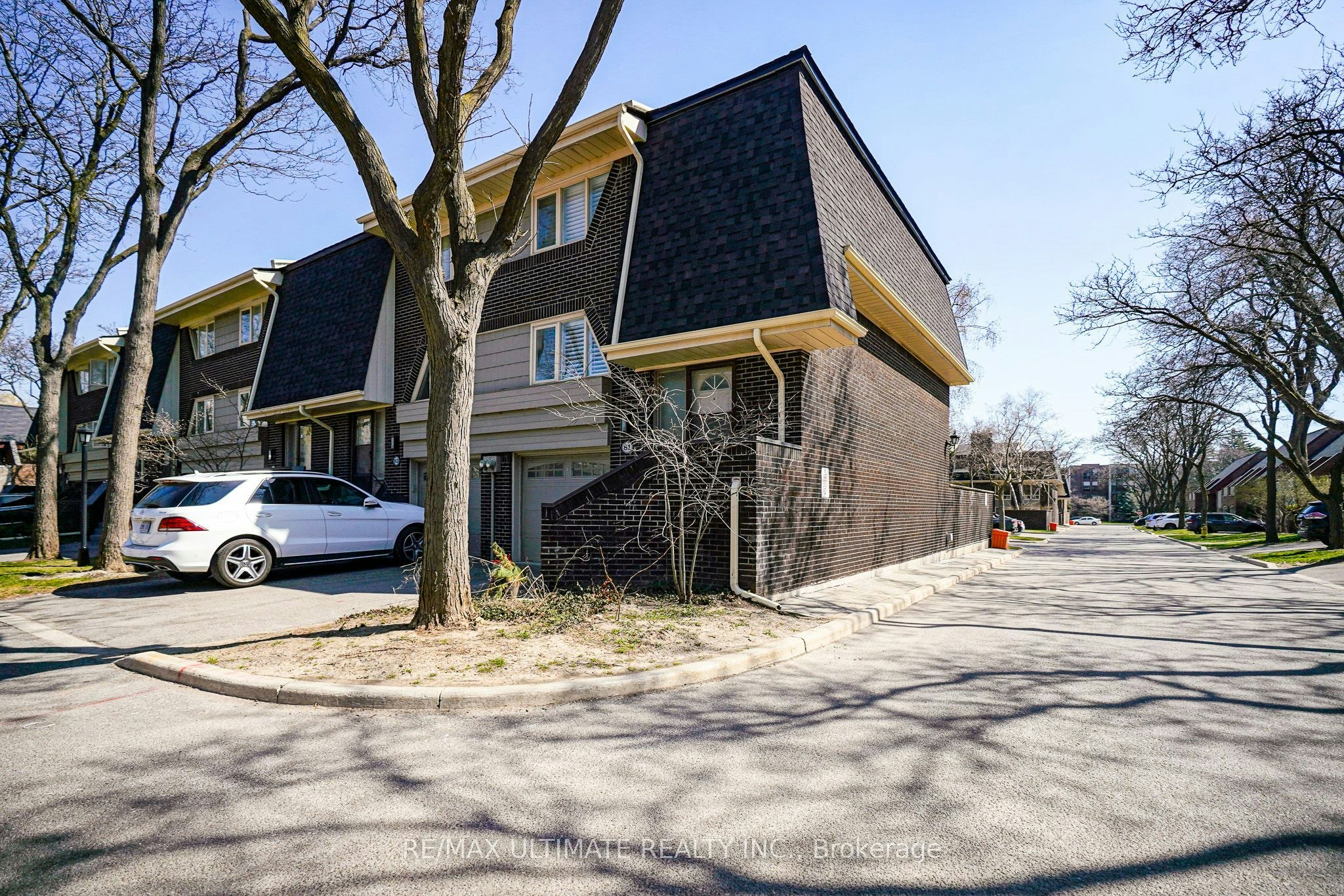 81 Flaming Rose Way, Toronto, ON, M2N 5W8 - 46