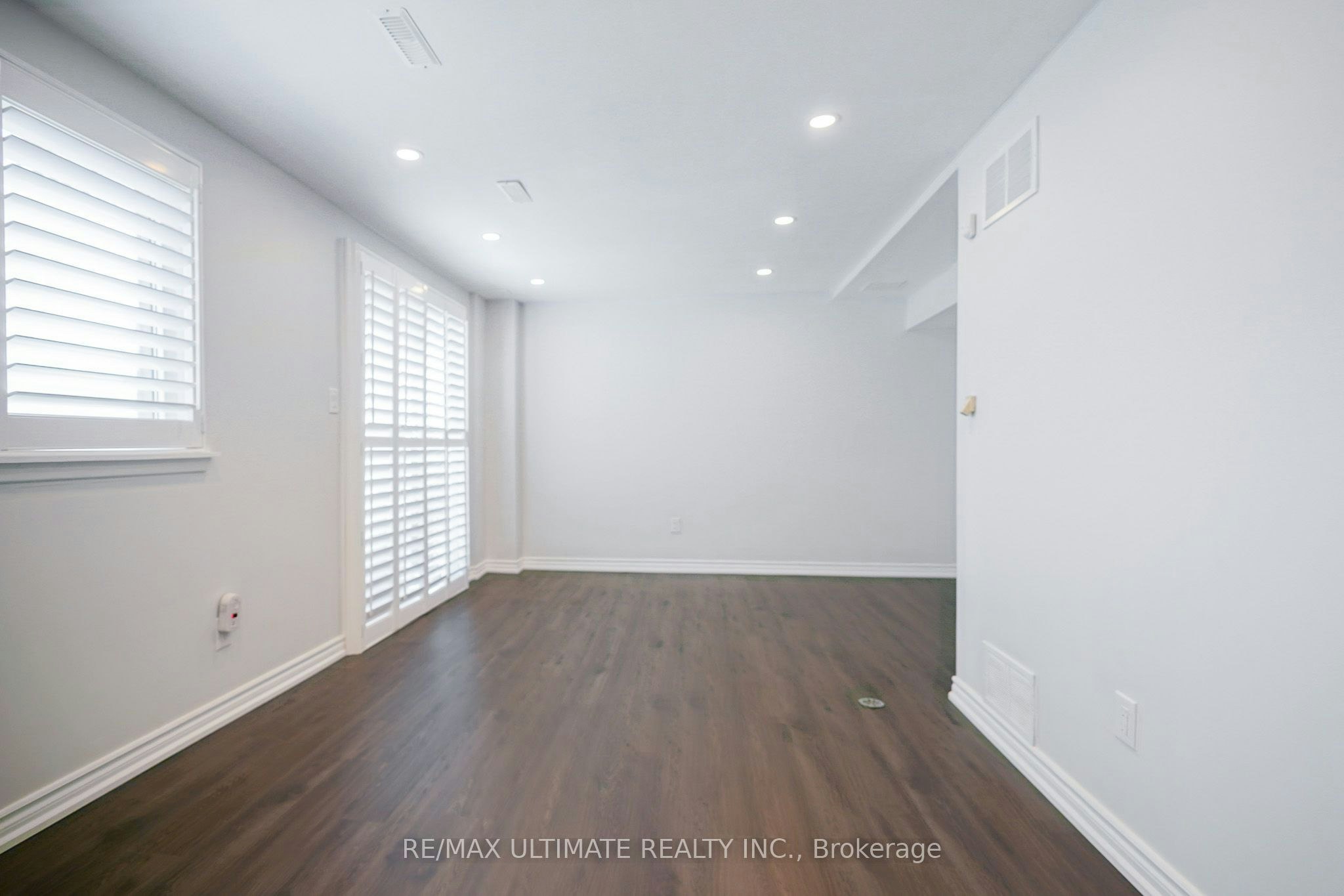 81 Flaming Rose Way, Toronto, ON, M2N 5W8 - 41