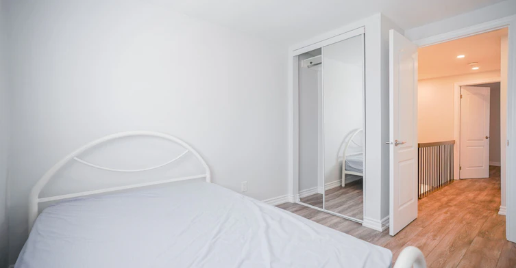 81 Flaming Rose Way, Toronto, ON, M2N 5W8 - 24