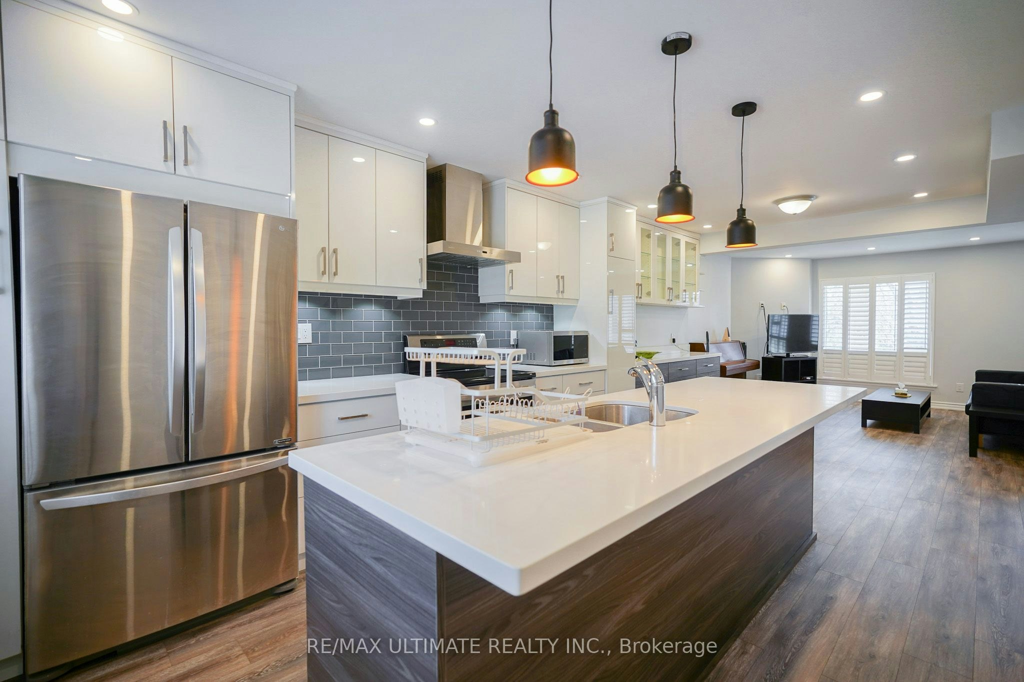 81 Flaming Rose Way, Toronto, ON, M2N 5W8 - 8