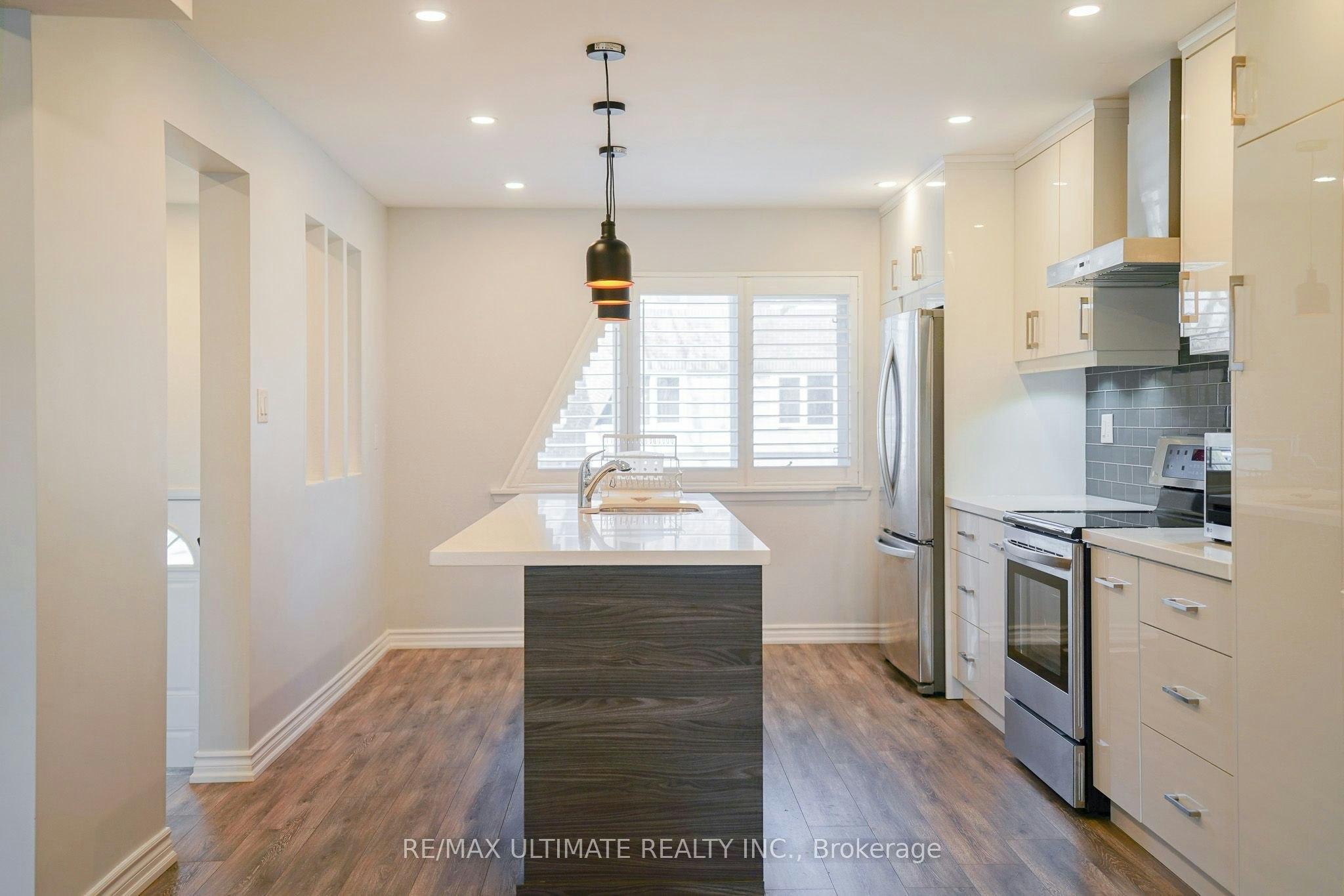 81 Flaming Rose Way, Toronto, ON, M2N 5W8 - 11