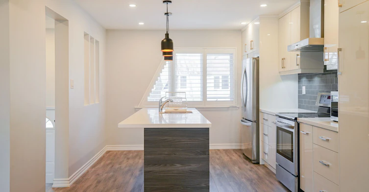 81 Flaming Rose Way, Toronto, ON, M2N 5W8 - 11
